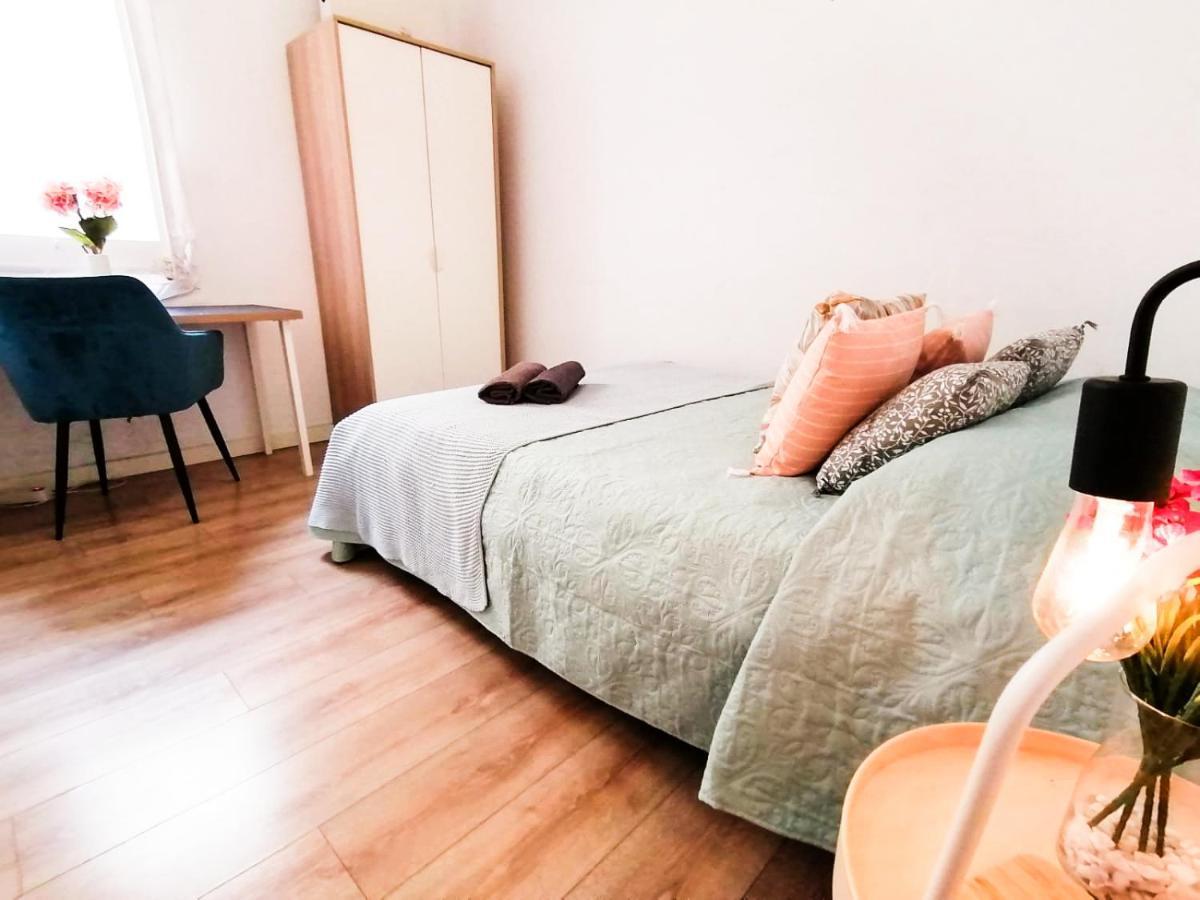 By Paseo De Gracia Rooms Barcelona Exteriör bild